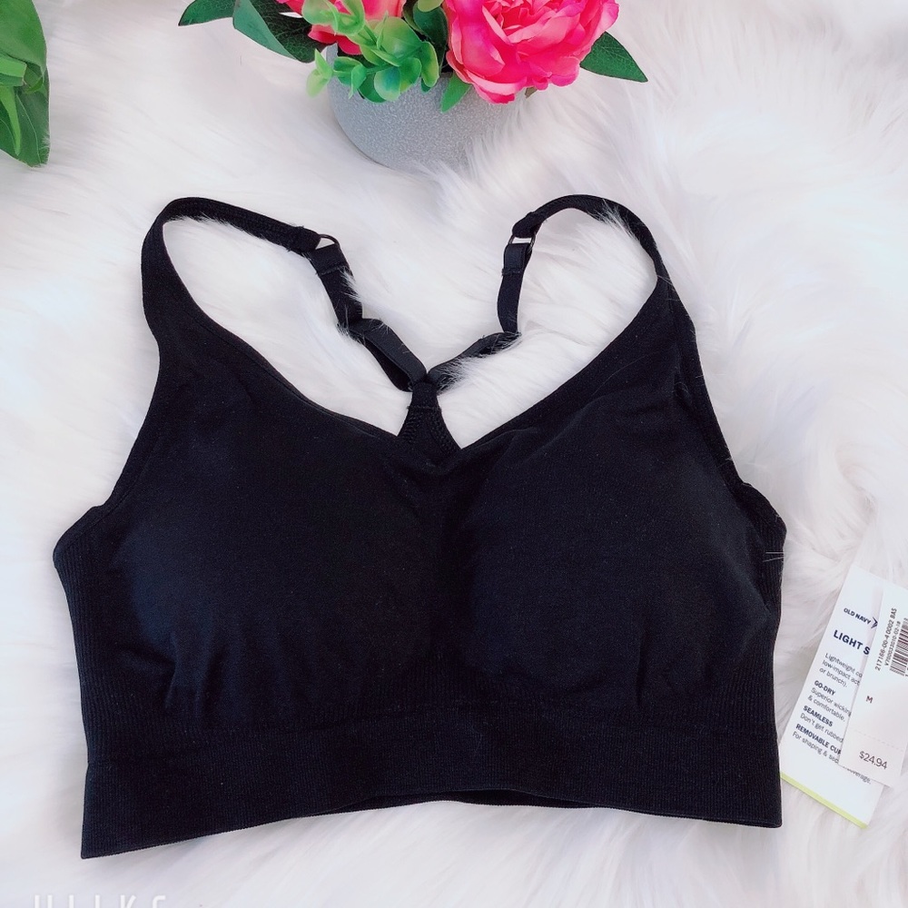 Old Navy Women’s sport bra